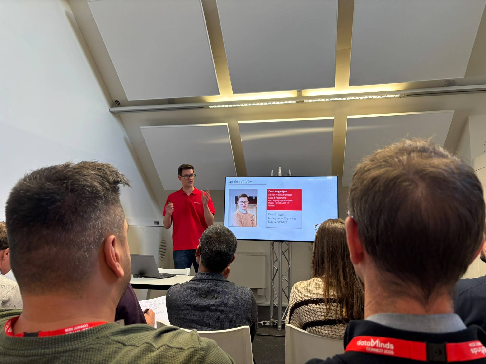 Data Minds Connect3